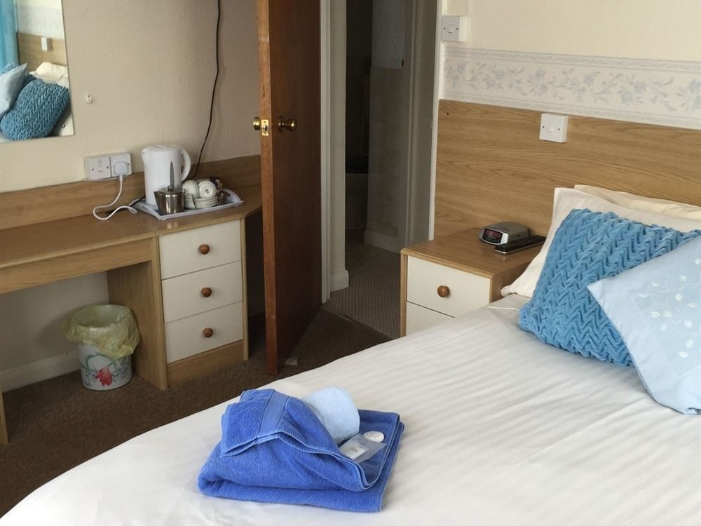 The Torland - Paignton Seafront - Free Parking, All Rooms En-Suite Екстер'єр фото